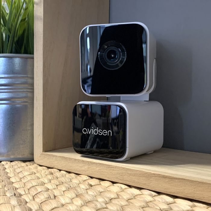 4G motorisierte IP-Innenkamera 1080P 360° Überwachung HomeCam i-4G - 127163 - Avidsen